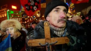 Savaşın içindeki Ukrayna AB üyeliği için ilk adımı atıyor