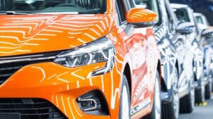 Türkiye’de satılan her 10 otomobilden 7’si ithal