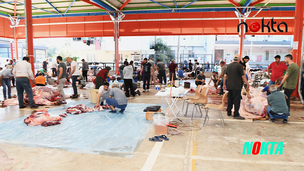 Bursa Osmangazi’de Kurbanlıklar hijyenik ortamlarda kesildi