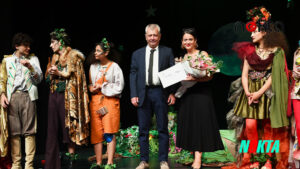 Osmangazi Belediyesi Tiyatro Okulu öğrencileri sahnede devleşti