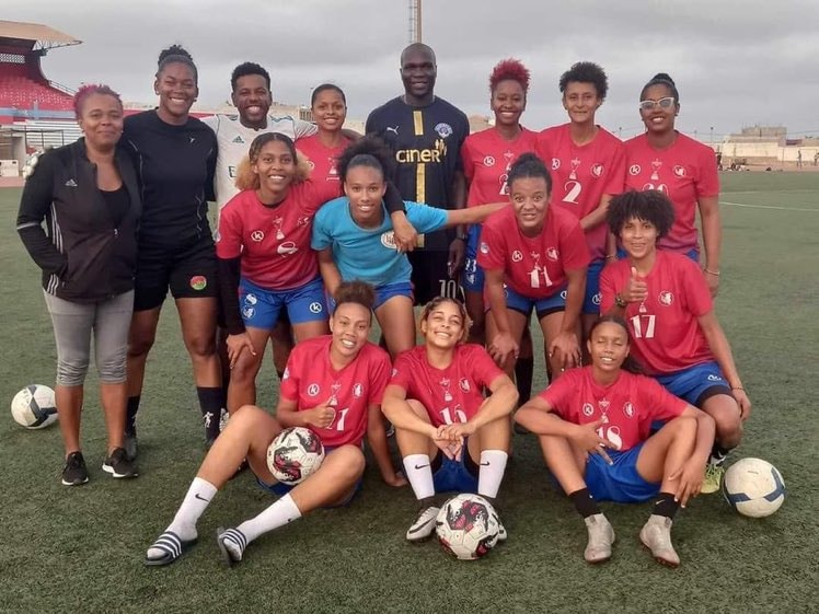 Aboubakar Kasımpaşa forması giydi, tepki yağdı