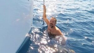 Ata Demirer tekne aldı