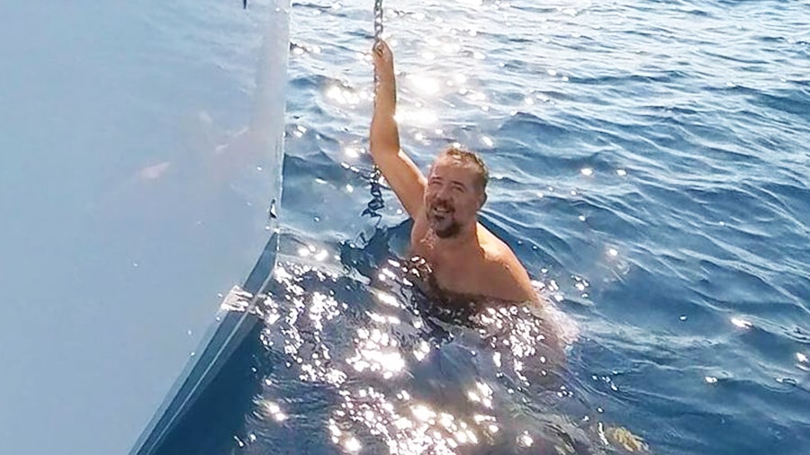 Ata Demirer tekne aldı