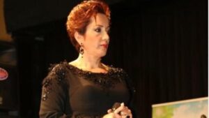 Aysun Gültekin kimdir? Sen Türkülerini Söyle jürisinde yer alan Aysun Gültekin kaç yaşında, nereli?