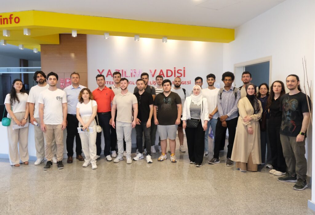 Bilişim Sektöründe Yeni Yetenekler Ulutek’te Yetişiyor