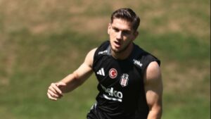 Beşiktaş’ta 9 numara Semih Kılıçsoy’un!