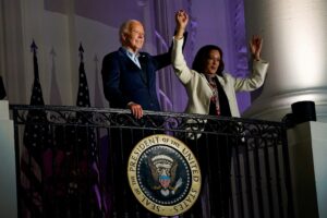 Biden yarıştan çekildi… Kamala Harris, Demokrat Parti’yi birleştirebilecek mi?
