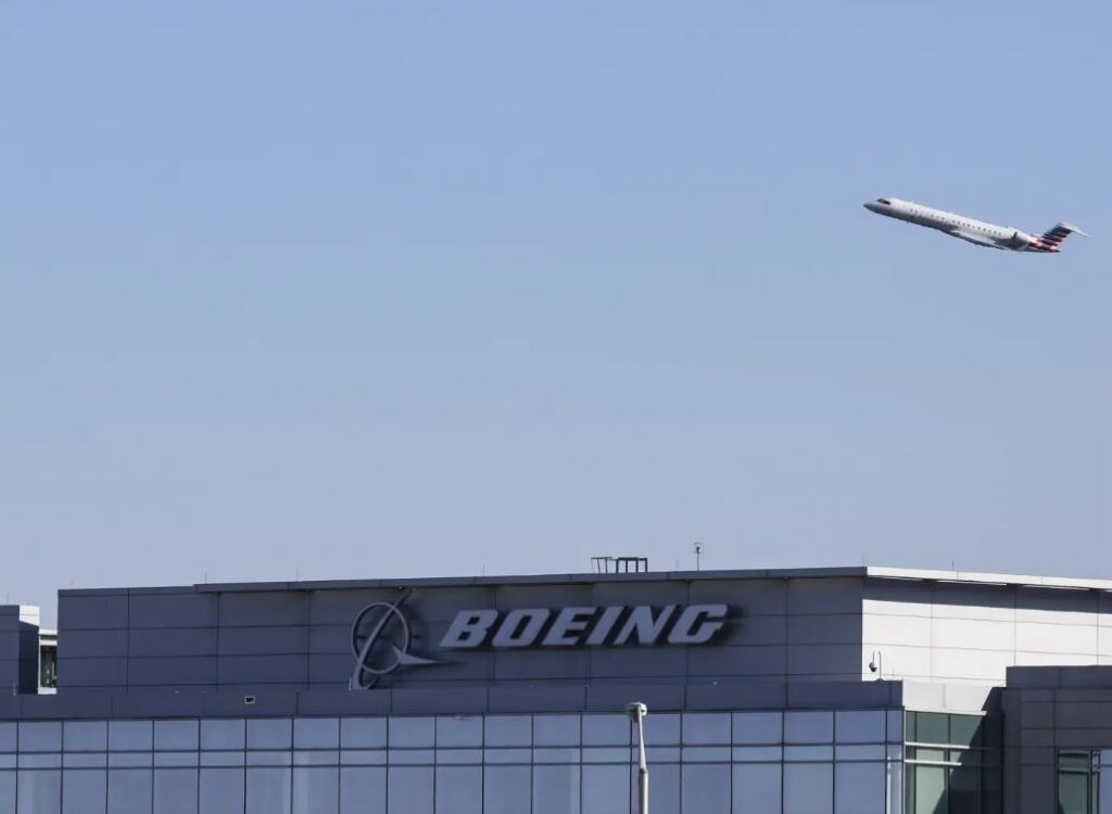 Boeing’de yeni kriz: Uçağın tekerleği koptu