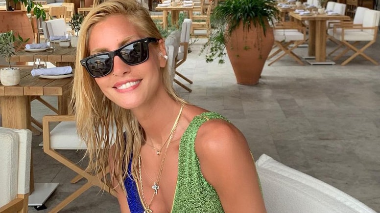 Çağla Şıkel Çeşme’den Bali’ye gitti