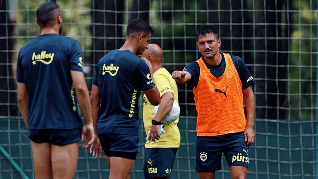 Cengiz Ünder’e ikinci şok: Mourinho’nun kararı mutsuz etti