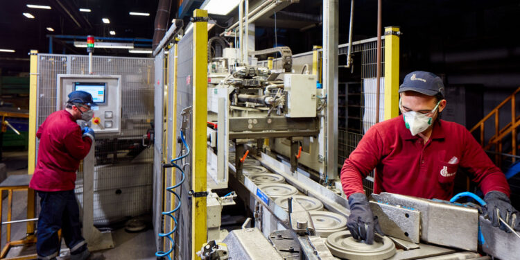 SPK Ortaya Çıkarttı! Halka açık dev sanayi şirketinde Muhasebe Hilesi Skandalı!