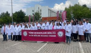 Eczacılardan yeni fakülte isyanı