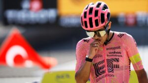 Fransa Bisiklet Turu 17. etabı Carapaz’ın