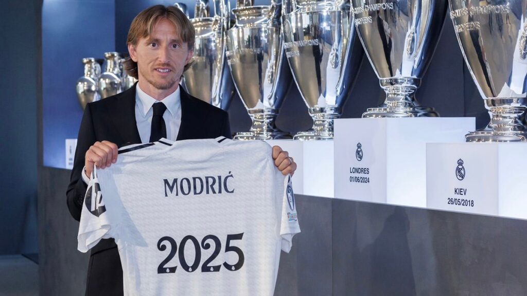 Luka Modric, Real Madrid ile sözleşmesini 2025’e kadar uzattı!