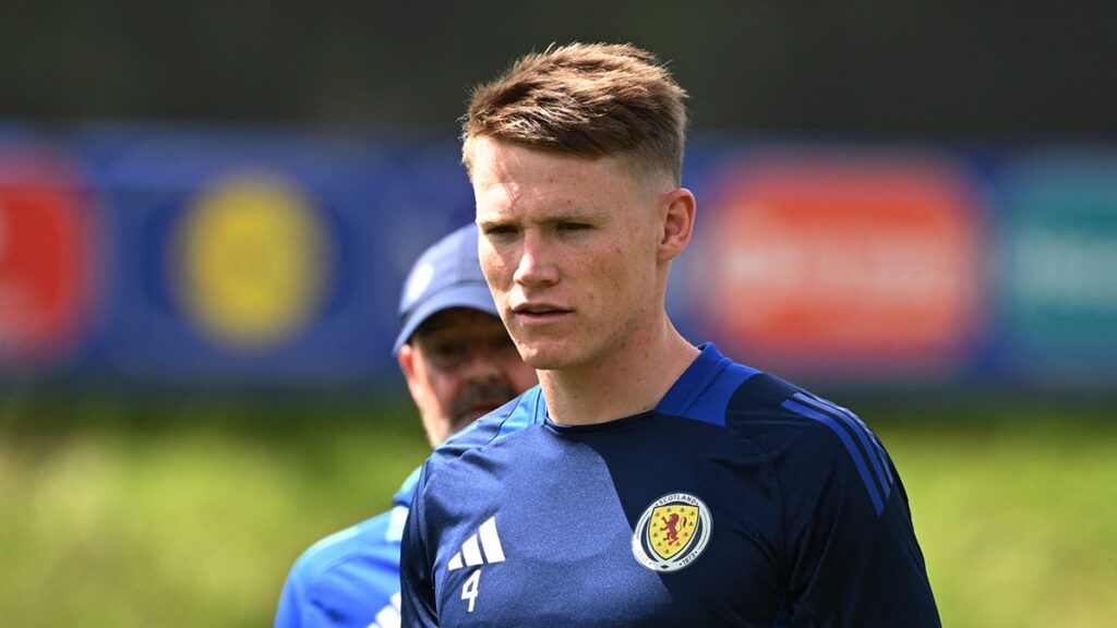 Manchester United, Galatasaray’dan Scott McTominay için gelen ilk teklifi reddetti