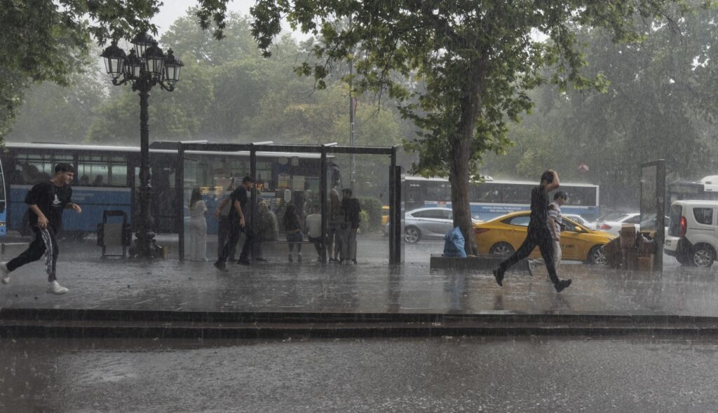 Meteoroloji’den uyarı: Sağanak ve sıcak…