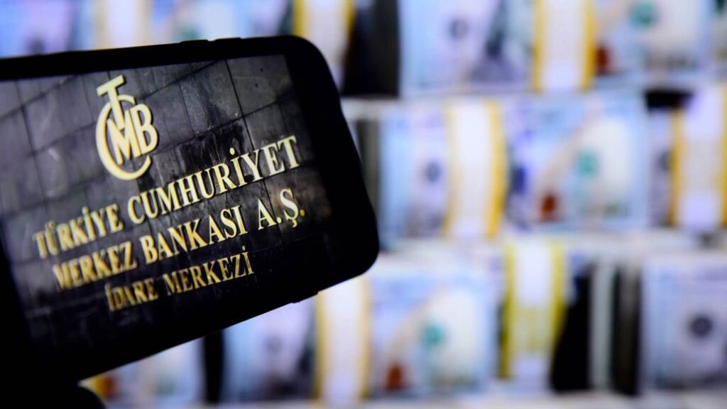 Piyasanın yıl sonu enflasyon ve dolar beklentisi değişti