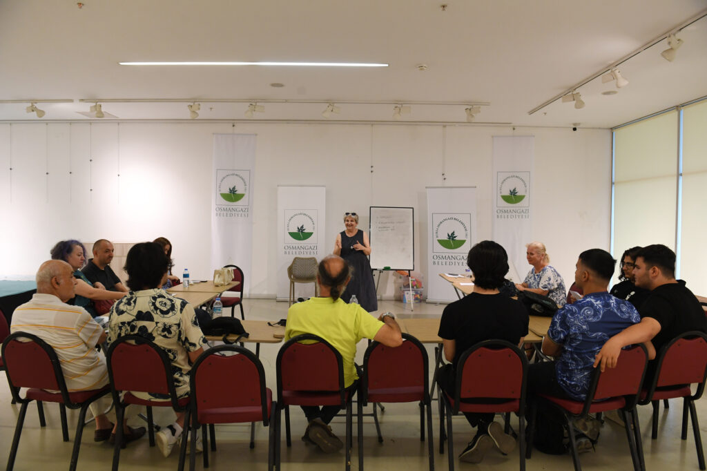 Senaryo Yazarlığı Atölyesi’ne yaşlısından gencine büyük ilgi