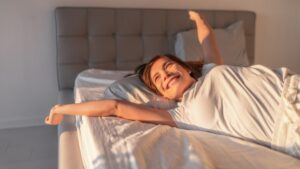 Uzman uyardı: Yatmadan iki saat önce bunları yapmayın