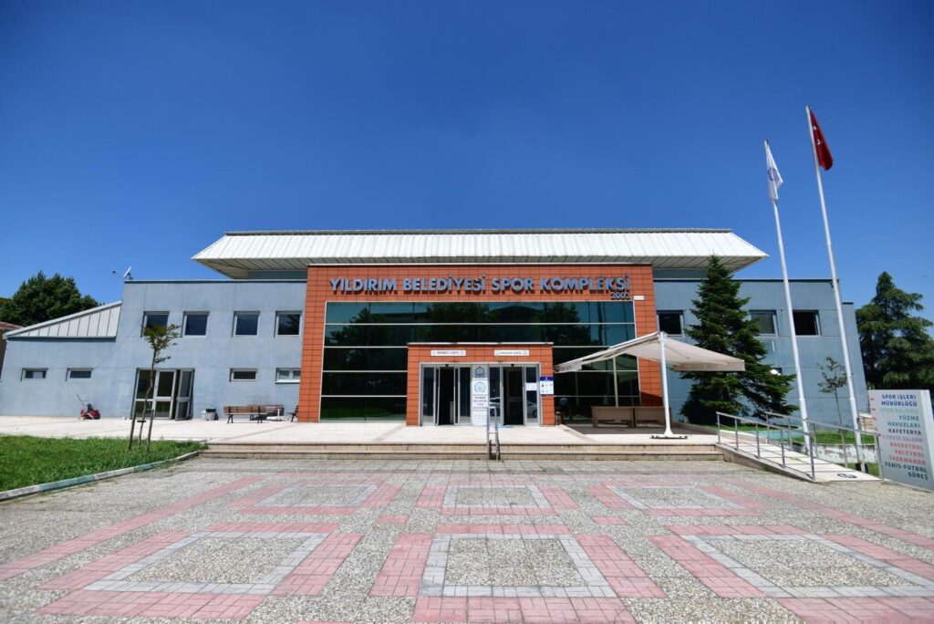 Yıldırım’da Kadınlar İçin Yüzme Günleri