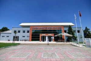 Yıldırım’da Kadınlar İçin Yüzme Günleri