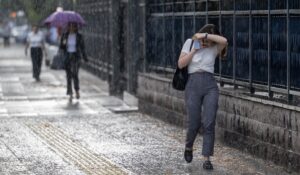 Yeni hafta sağanak ile başladı: 13 şehre uyarı