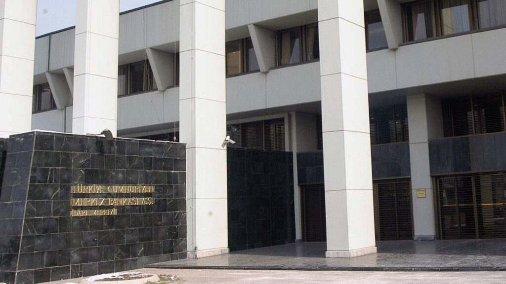 Merkez Bankası faizi pas geçti: Enflasyonda artış bekleniyor