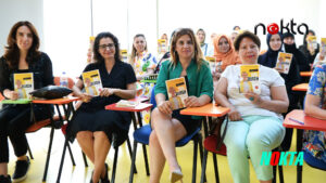 Osmangazi ‘Kadın Yazarıyla Buluşuyor’ projesinde ilk kitap dağıtıldı