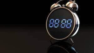 08.08 Saat Anlamı Nedir? 08.08 Çift Saatlerin Anlamı Nasıl Yorumlanır?