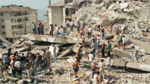 17 Ağustos Marmara Depremi ne zaman, saat kaçta ve nerede oldu? 17 Ağustos depremi kaç şiddetindeydi ve bu yıl kaçıncı yılı?