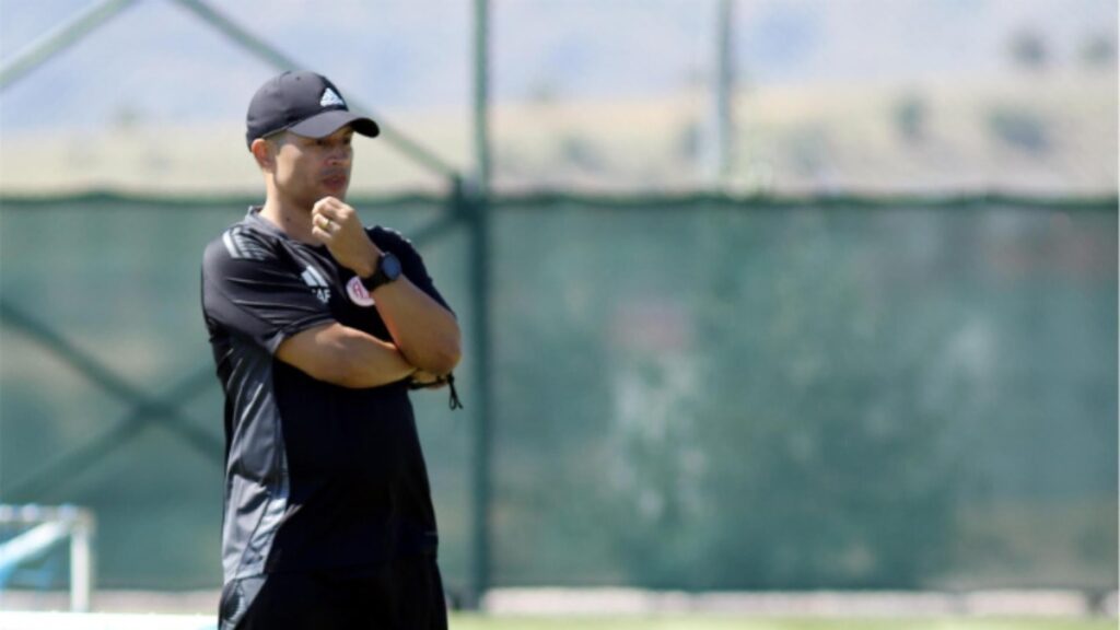 Alex de Souza Türkiye’deki pahalılığa şaşırdı