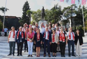 Atatürk’ün Cumhurbaşkanı olarak Bursa’ya gelişinin 100. yılı törenle kutlandı