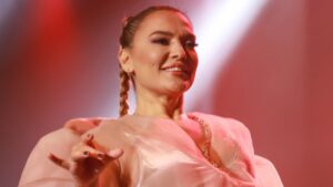 Demet Akalın’ın 18 bin TL’lik fatura tepkisine yanıt geldi