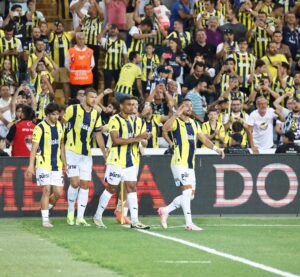 Fenerbahçe’de ne varsa eskilerde var