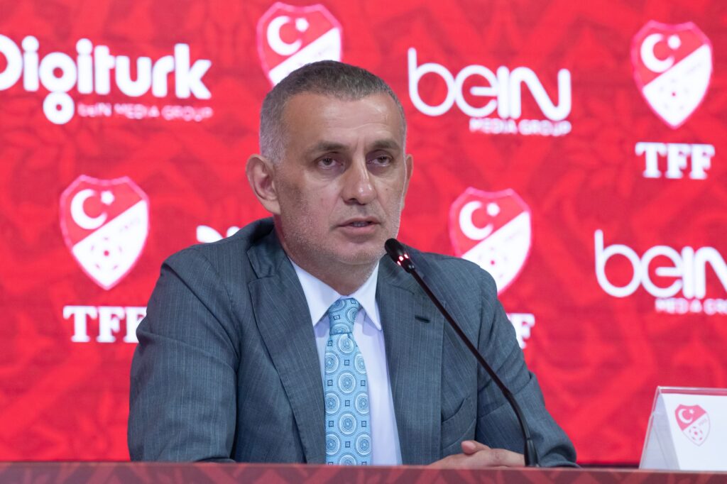 İbrahim Hacıosmanoğlu: Kaypak olmaya gerek yok
