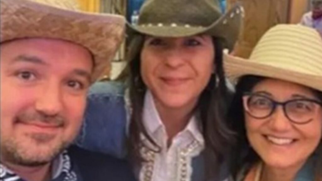 Sosyal medyada gündem oldu… Kovboy şapkalı Merkez Bankası Başkanı