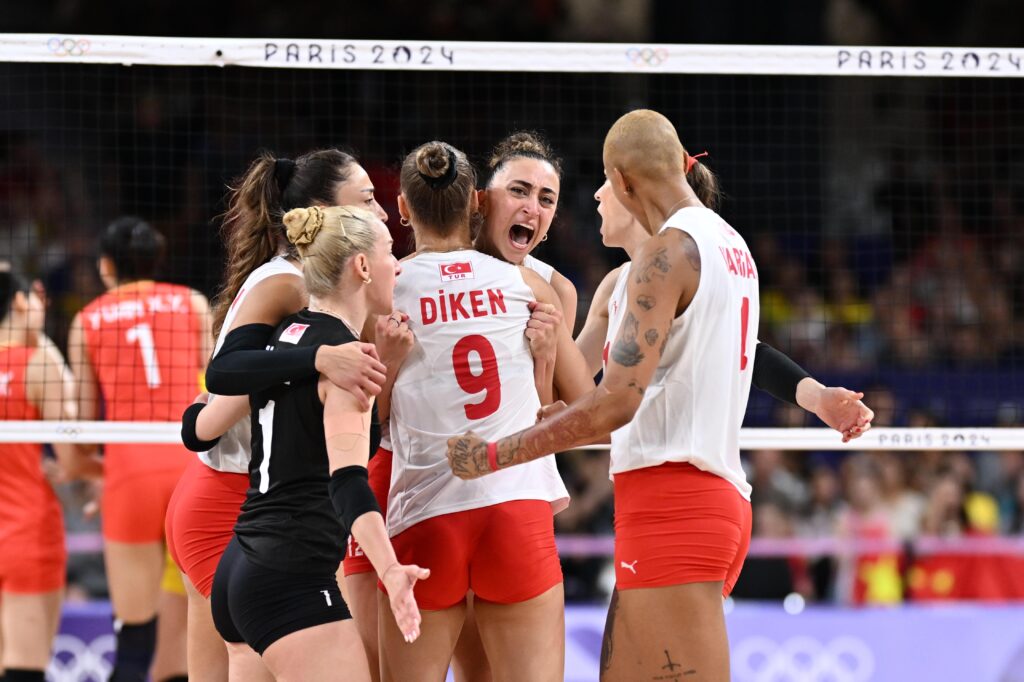Türkiye voleybol maçı yarı final ne zaman?