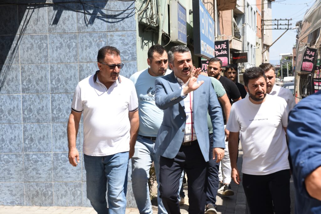 Yıldırım sahadan yönetiliyor