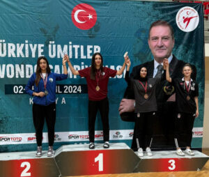 Osmangazili taekwondocu Türkiye ikincisi oldu