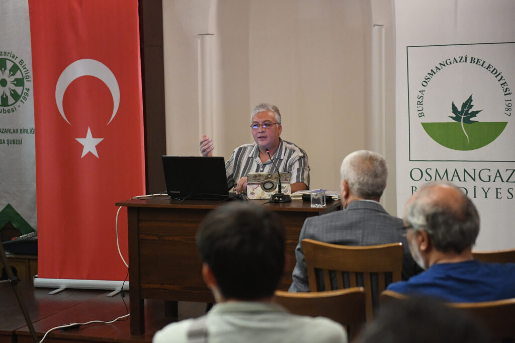 Edebiyat Söyleşileri’nin ilk konuğu şair, çevirmen Cem Yavuz oldu