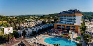 Antalya’nın ünlü oteli icradan satılıyor