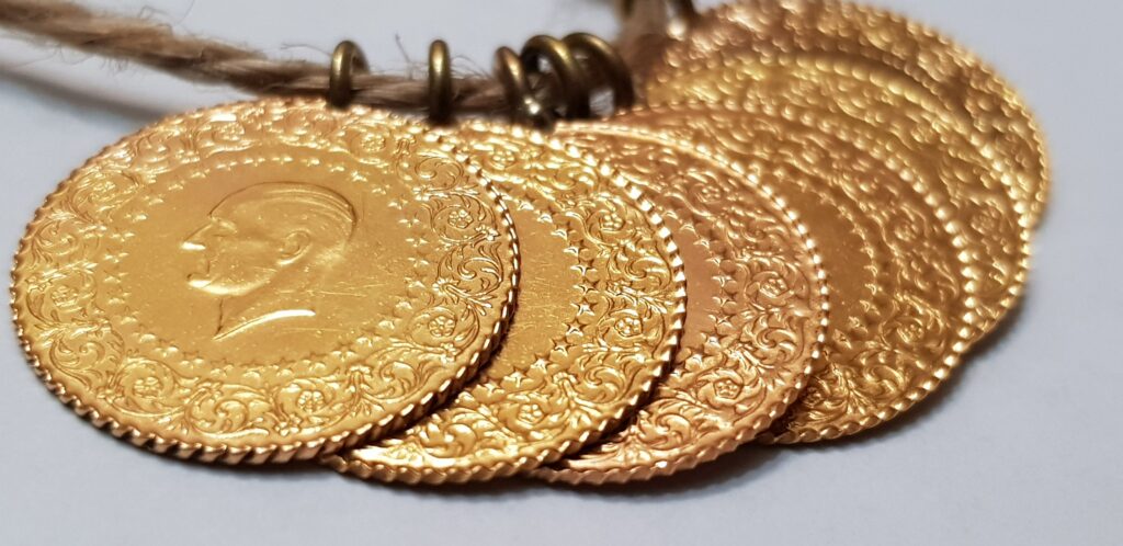 Altın fiyatları ne kadar? Gram altın, çeyrek altın kaç TL? 5 Eylül 2024