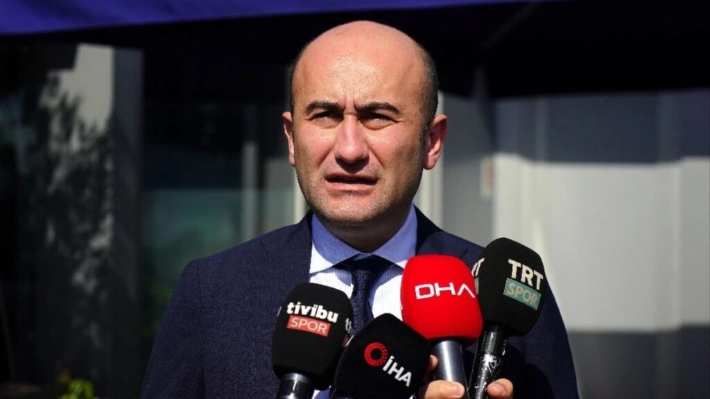 Beşiktaş İkinci Başkanı Hüseyin Yücel: 36 oyuncu gitmiş gelmiş 3 ayda dile kolay