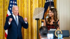 Biden’dan ünlü oyuncuya talep: Bana iş bul