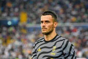 Fenerbahçe’nin yeni transferi Filip Kostic İstanbul’da