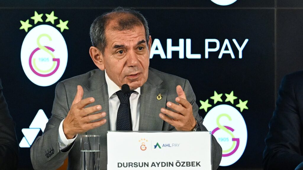 Galatasaray’da transfer krizi: Zalewski ve Ebimbe’den ret yanıtı!