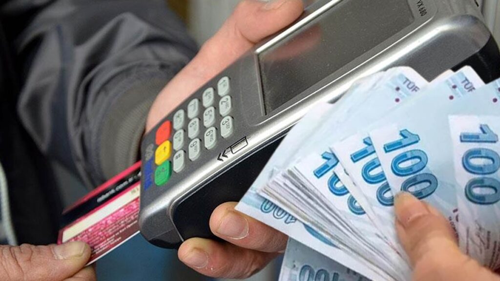 Kredi kartı kullanıcılarına uyarı: Yüksek borçlular için yeni faiz düzenlemesi