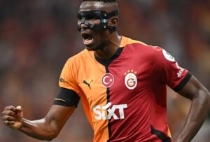 Napoli yöneticisi Osimhen transferinin bilinmeyenlerini ilk kez anlattı