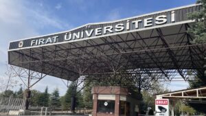 Skandalı Sayıştay ortaya çıkardı: Üniversite içerisinde işletmeler  kaçak çalıştırılmış.