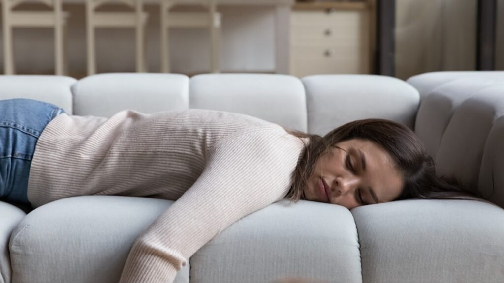 Sürekli yorgun musunuz? Bu hastalıkların habercisi olabilir!